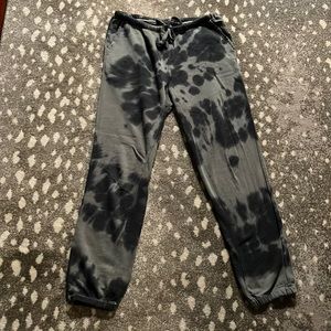 Generation love green & black tie dye sweats